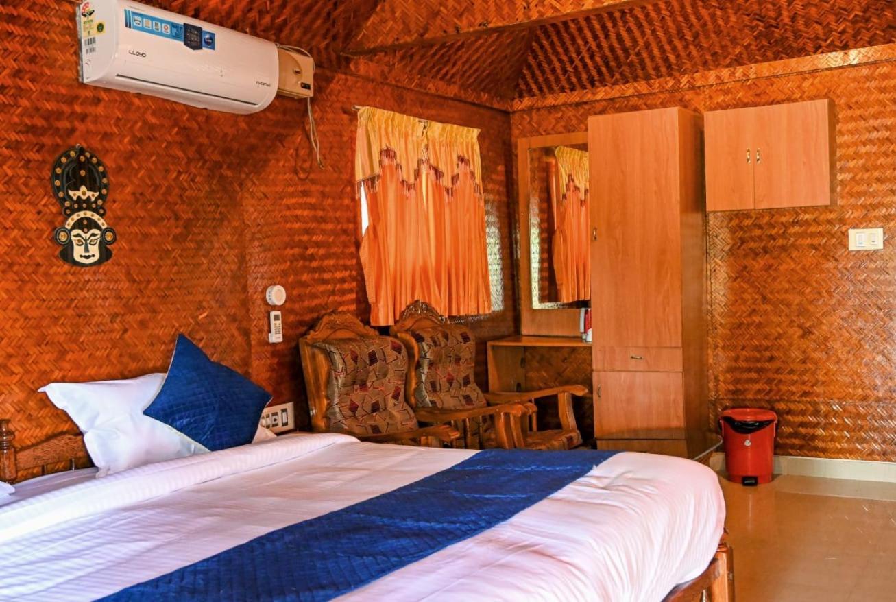 Sajeev Home Stay Cherai Beach Bilik gambar
